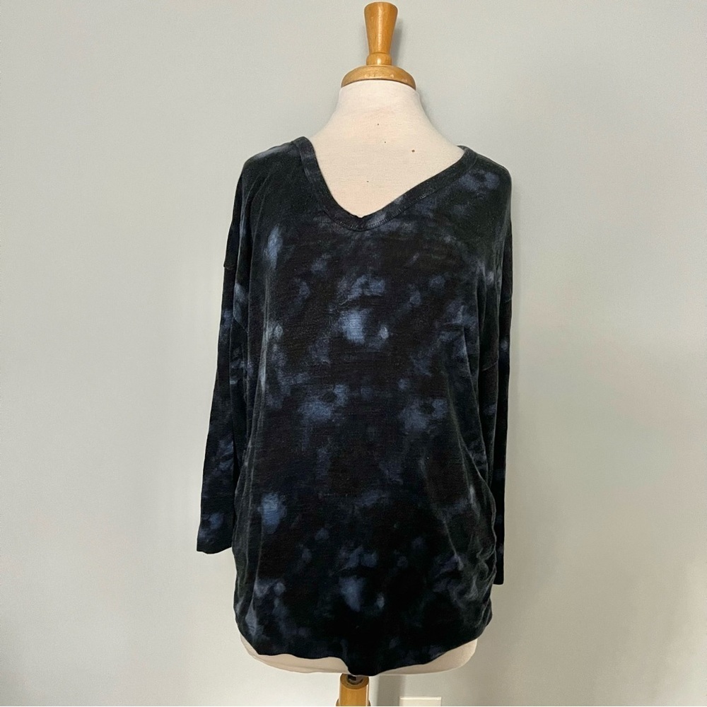 Old Navy Navy Blue Tie Dye Vneck Long Sleeve Top maternity size XL